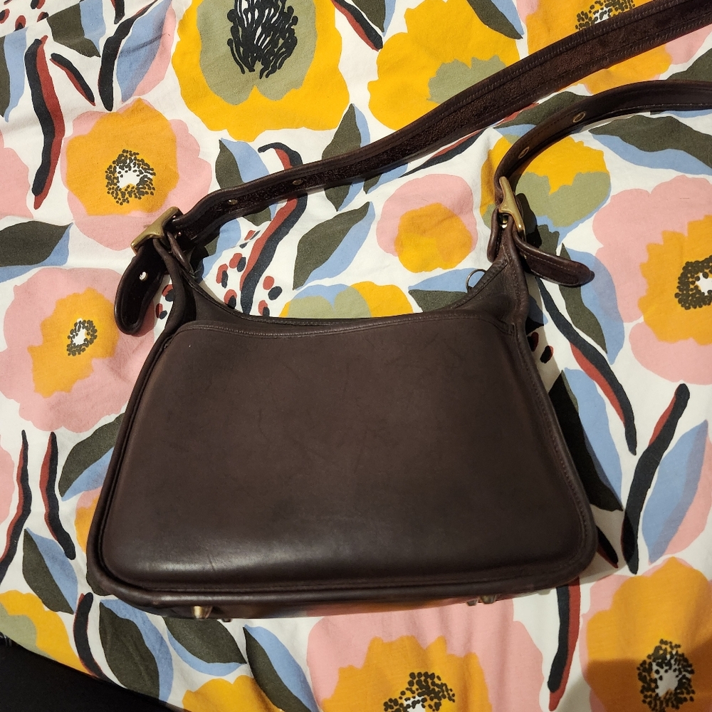 Coach Vintage Legacy Zip Bag No. 9966 In Mahogany